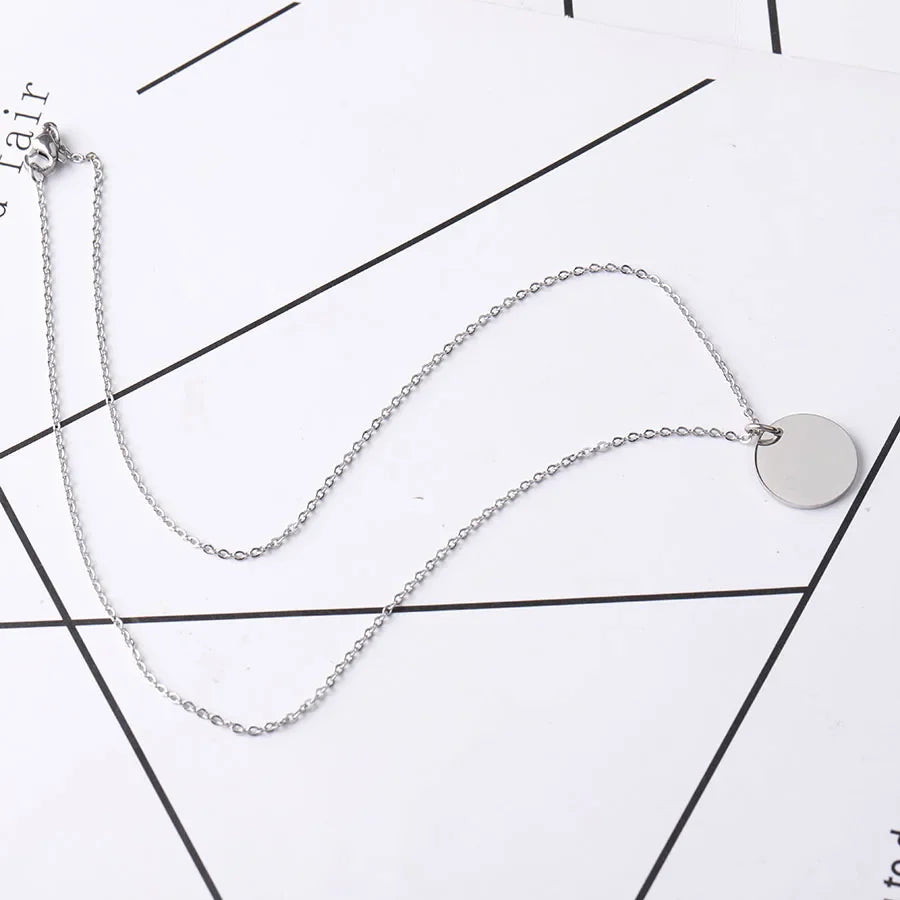 Simple Engravable Circle Pendant Necklace