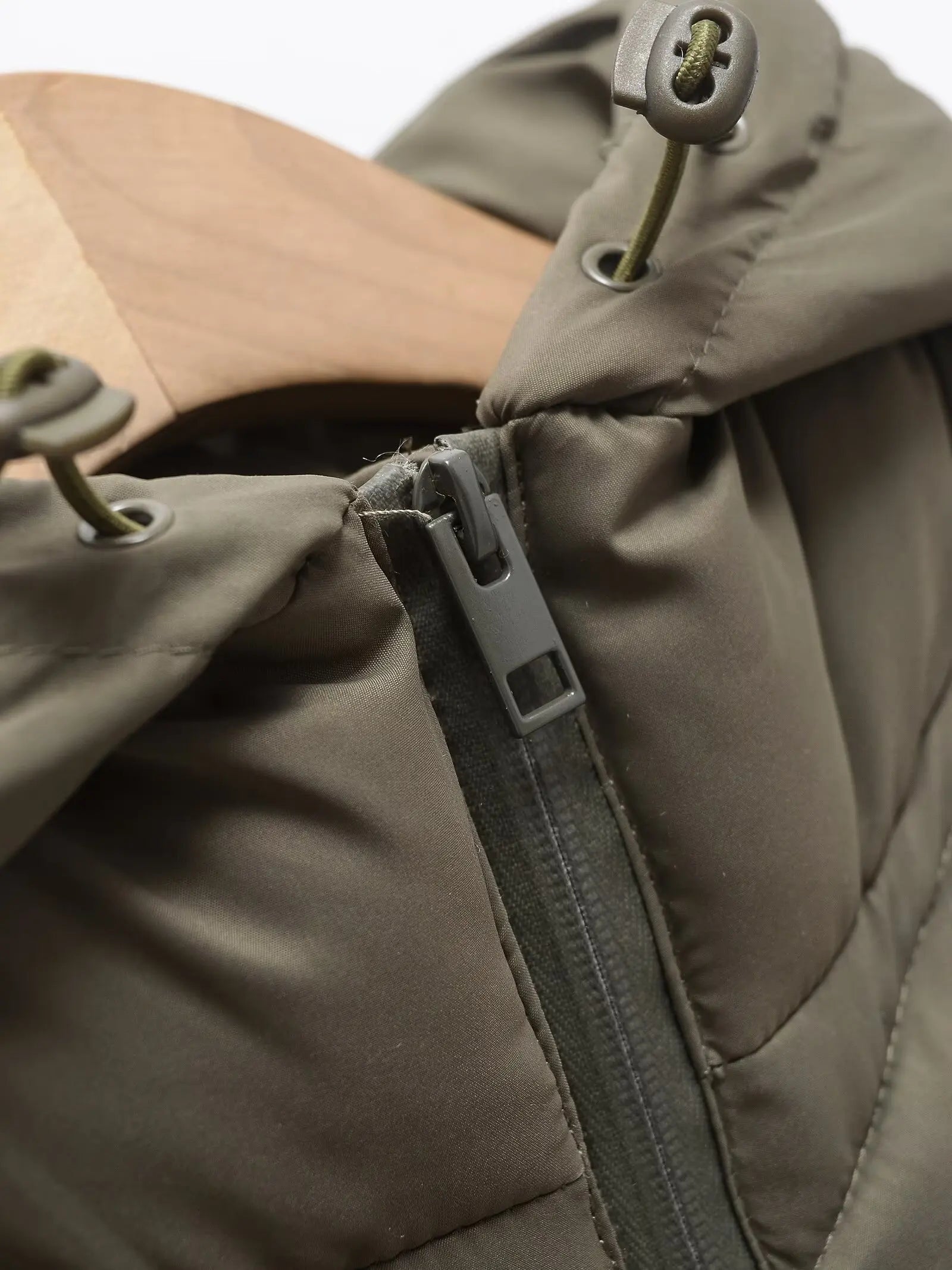 Women’s Lightweight Quilted Hooded Jacket